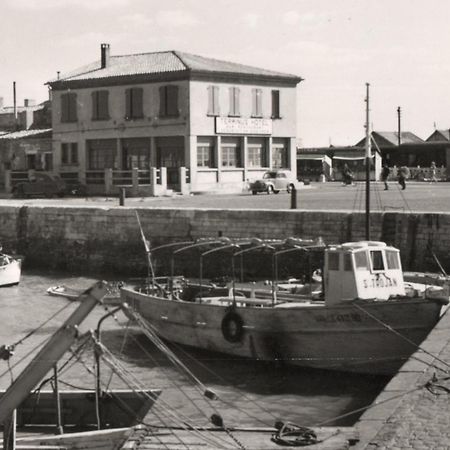 Logis Hotel Le Terminus ブルスフラン エクステリア 写真